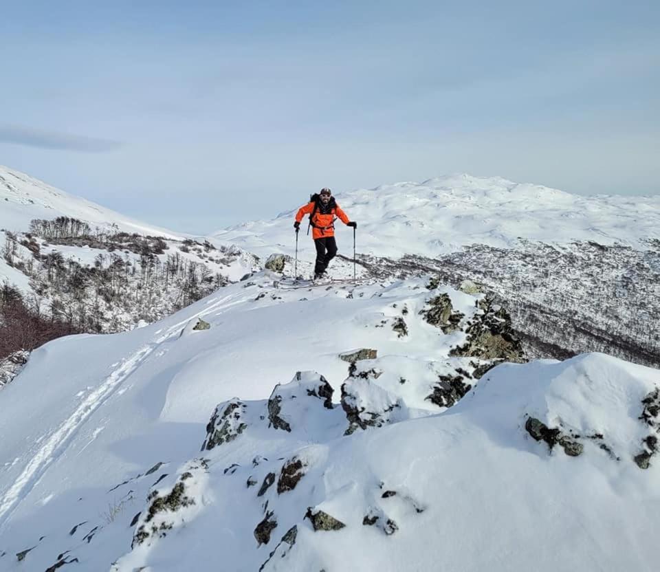 شقة Turismo Y Cabanas Dragon De La Patagonia كوكرين المظهر الخارجي الصورة